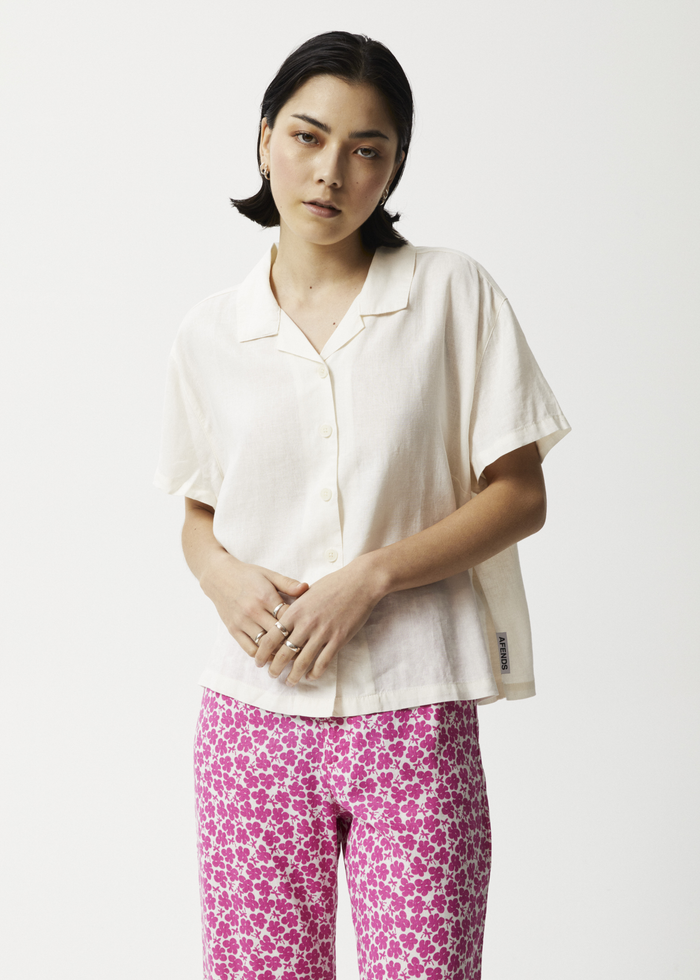 Afends Womens Mood - Hemp Short Sleeve Shirt - Natural - Sustainable Clothing - Streetwear
