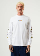 Afends Mens Wahzoo - Recycled Long Sleeve Graphic T-Shirt - White - Https://player.vimeo.com/progressive_redirect/playback/692961995/rendition/1080p?loc=external&signature=c830f901c6cf43a9e1a8e4e0ac39e51f4b0270395bb1dcf473abcef900d3bc34