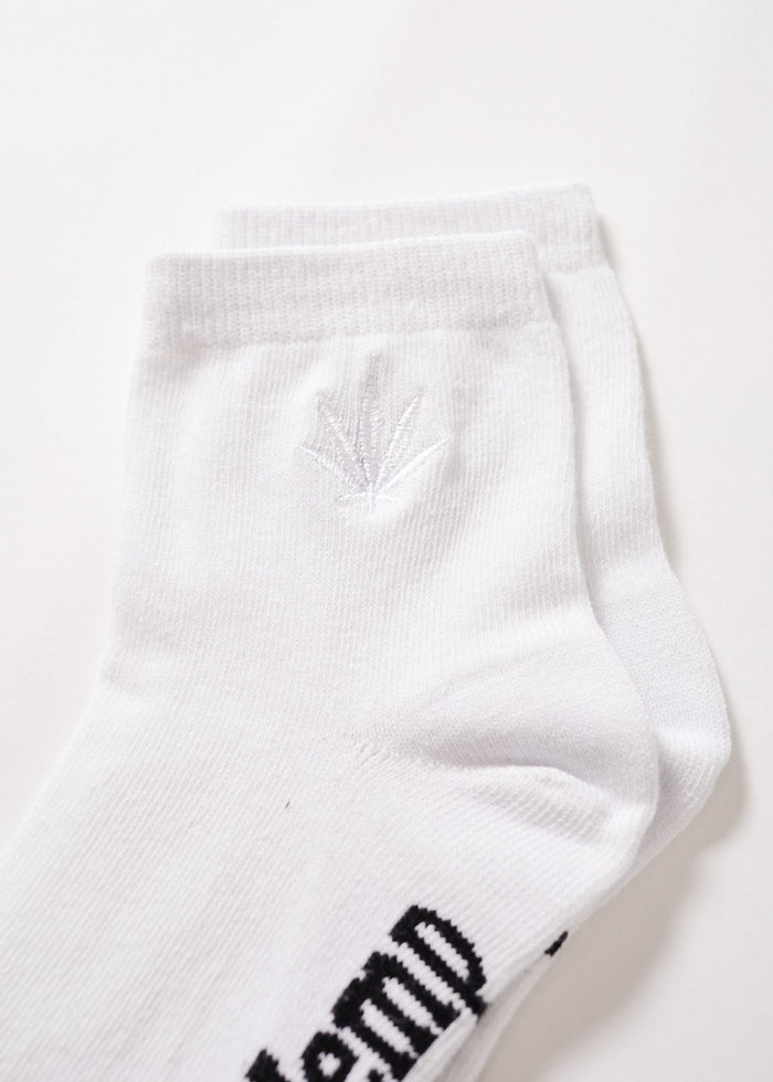Afends Unisex Happy Hemp - Ankle Socks One Pack - White / White - Sustainable Clothing - Streetwear